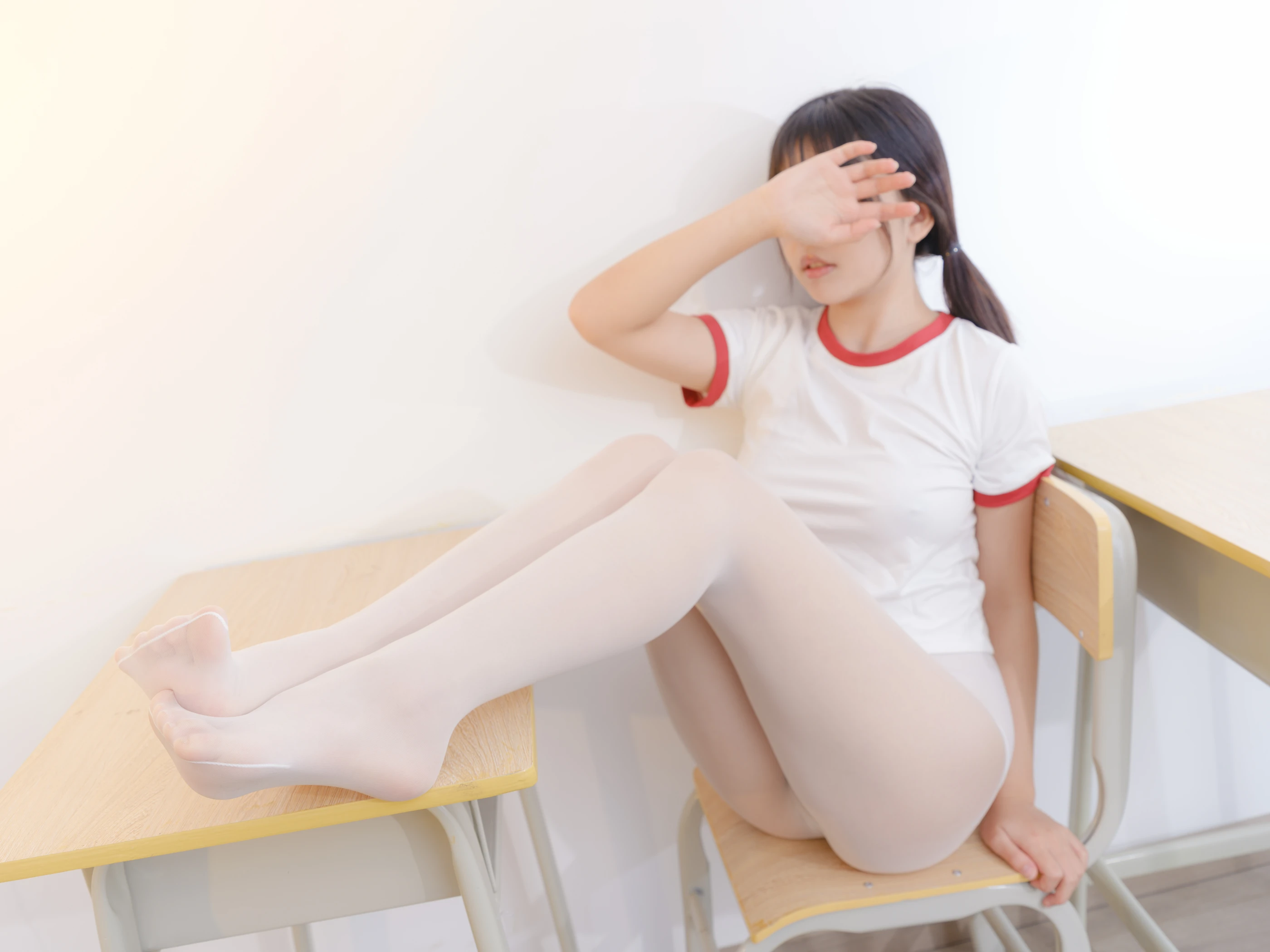 森萝财团 晴涩 -18E4K [106P 1V] 1